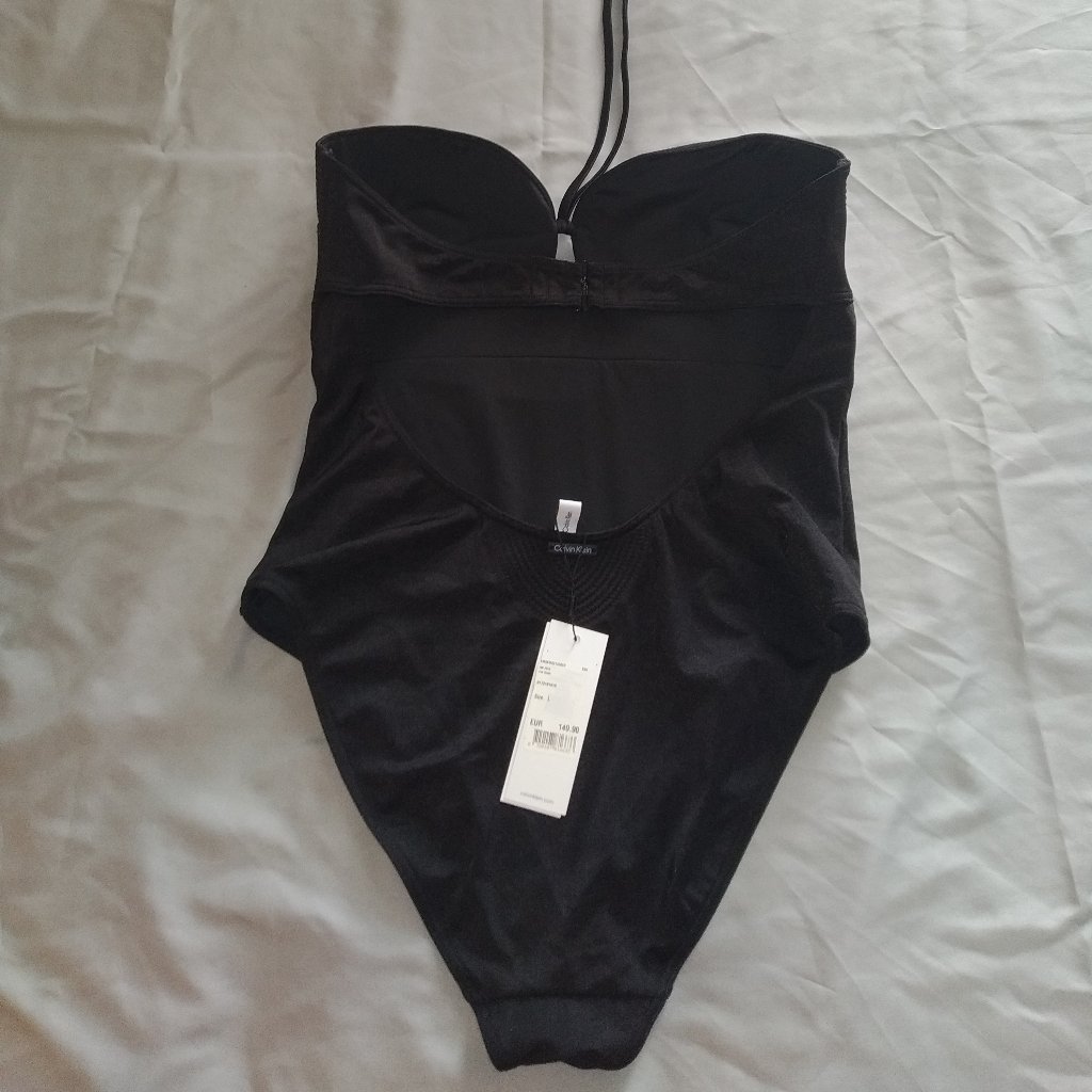 Brand New Calvin Klein Swimsuit (Black Size L)